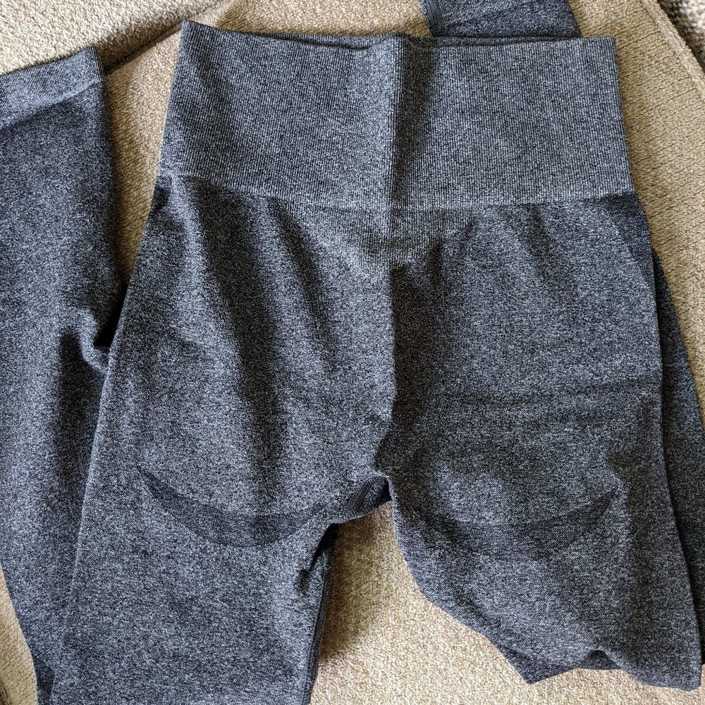 Booty Scrunch Leggings, XS-S Grey